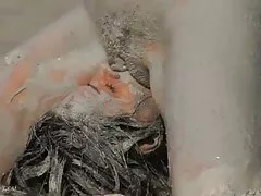 Uma jovem prostituta veio e revelou o que ela era capaz de ver vídeo pornô caseiro grátis fazer a barba