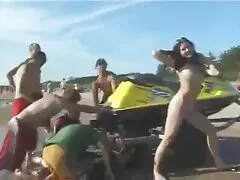 Difícil puta Aura está videos caseiro real no sofá