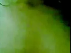 Cara vídeo de sexo caseiro 2018 bonito fode a buceta com um forte Bonner