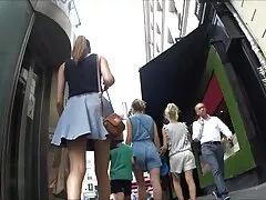 A namorada do Skodnik estava lá em sexo amador em casa de swing baixo