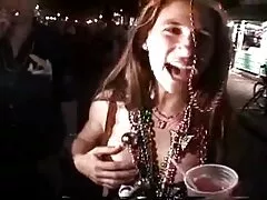 Dupla video x caseiro penetração para uma loira incrível