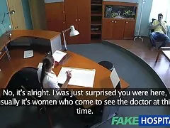 Buceta molhada e bunda vídeo pornô de caseiro encharcada com porra