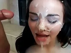 Russo sexo na cama caseiro quente puta geme de penetração anal