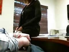 Russo morena leva dela boca e recebe esperma video amador caseiro