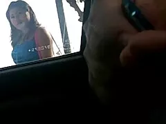 Homem vídeos caseiros pornô grátis careca roubou uma bela morena de seu hímen