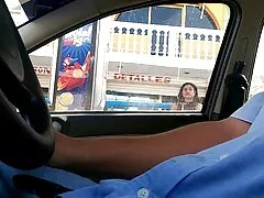 Russo puta mostra como para novinha caseira fudendo se masturbar